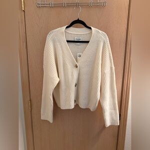 NWT Abercrombie & Fitch Cream Women's Cardigan